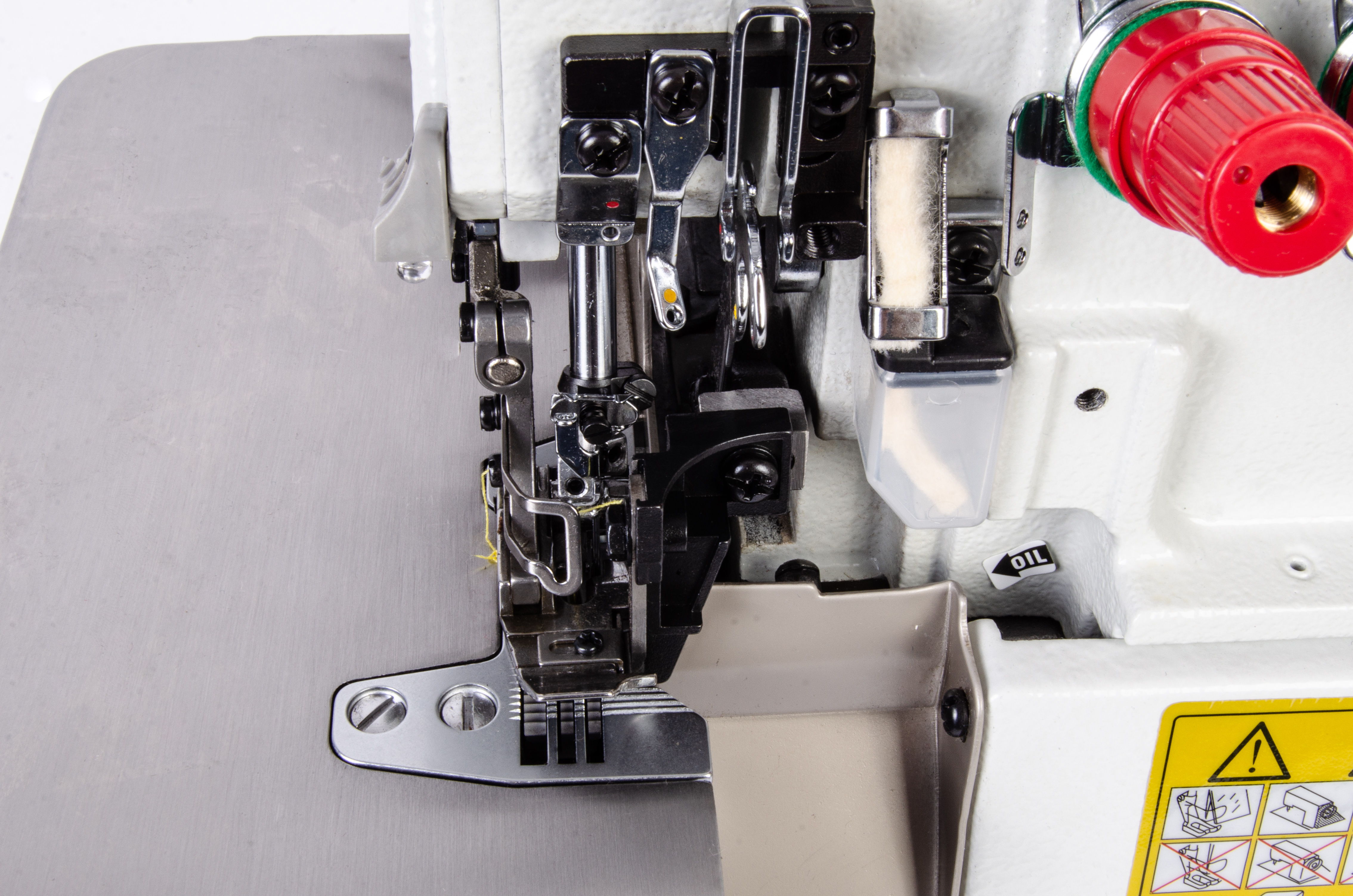 Máquina Costura Interlock Industrial com Control Box Acoplado 110v SS9905D-E-G  - Sun Special
